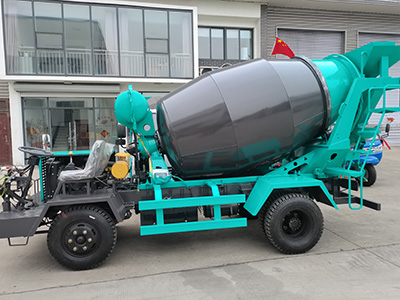 小型水泥搅拌车